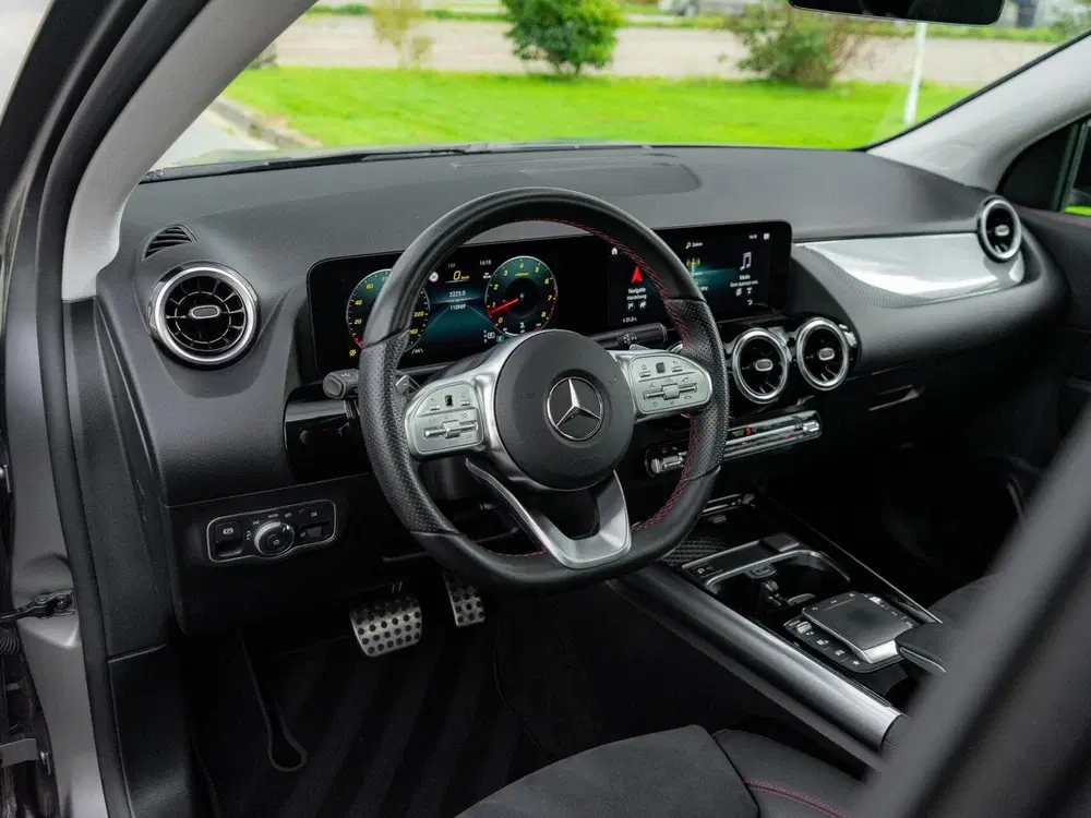 Mercedes-Benz GLA Mercedes GLA-klasse 250 AMG uit 2022, foto 3