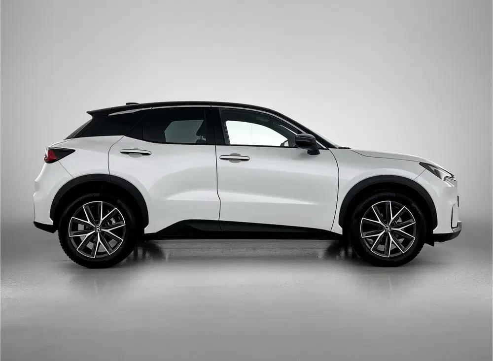 Lexus LBX Cool 2WD uit 2024, foto 12