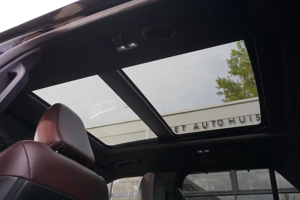 Ford Explorer 3.0 V6 EcoBoost PHEV platinum uit 2021, foto 14