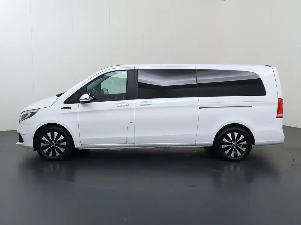 Mercedes-Benz EQV 300 uit 2022, foto 5