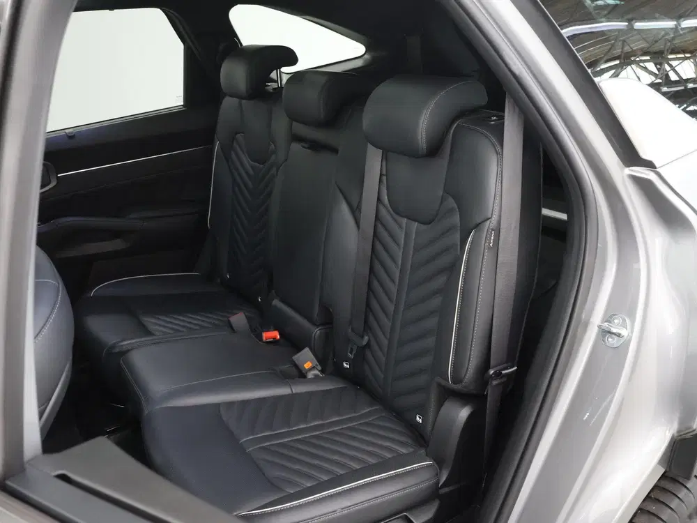 Kia Sorento 1.6 T-GDi Hybrid 2WD ExecutiveLine 7p uit 2025, foto 11