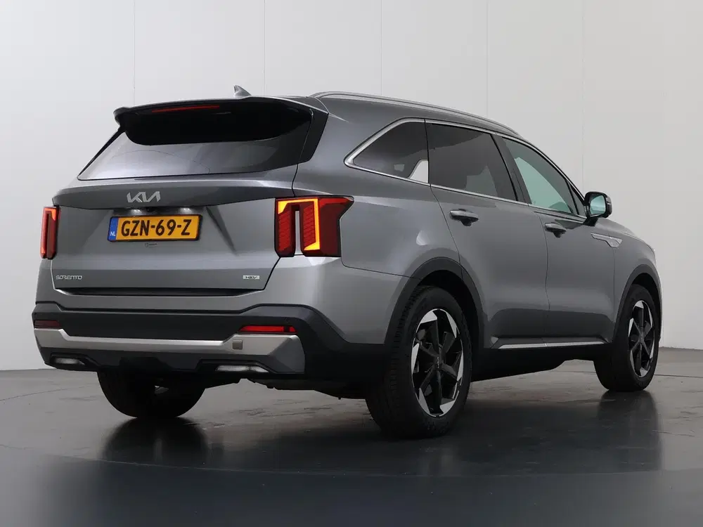 Kia Sorento 1.6 T-GDi Hybrid 2WD ExecutiveLine 7p uit 2025, foto 2