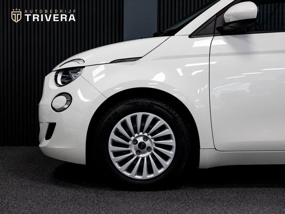 Fiat 500 Urban 24 kWh l SoH 93% l AUT.l Keyless l V uit 2023, foto 7