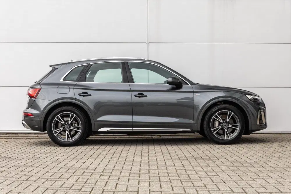 Audi Q5 50 TFSIe 299pk S edition uit 2022, foto 3