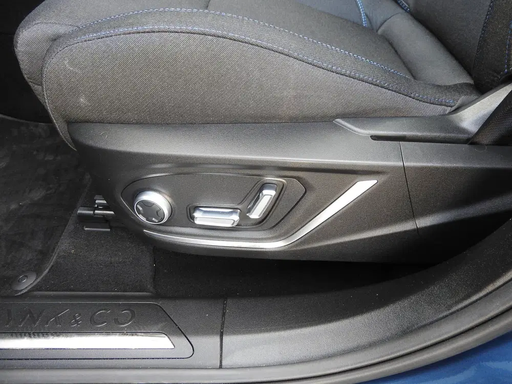 Lynk & Co 01 1.5 PHEV uit 2025, foto 11