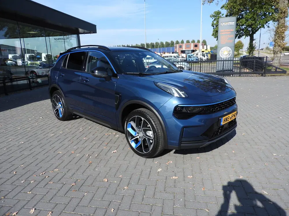 Lynk & Co 01 1.5 PHEV uit 2025, foto 2