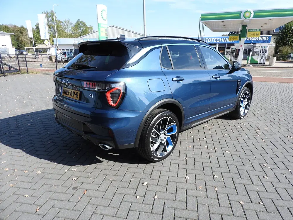 Lynk & Co 01 1.5 PHEV uit 2025, foto 4