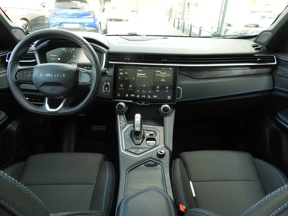 Lynk & Co 01 1.5 PHEV uit 2025, foto 8