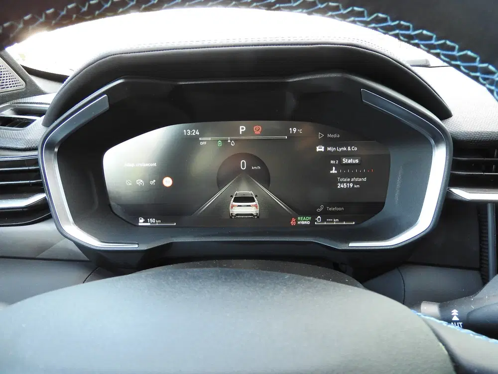 Lynk & Co 01 1.5 PHEV uit 2025, foto 9