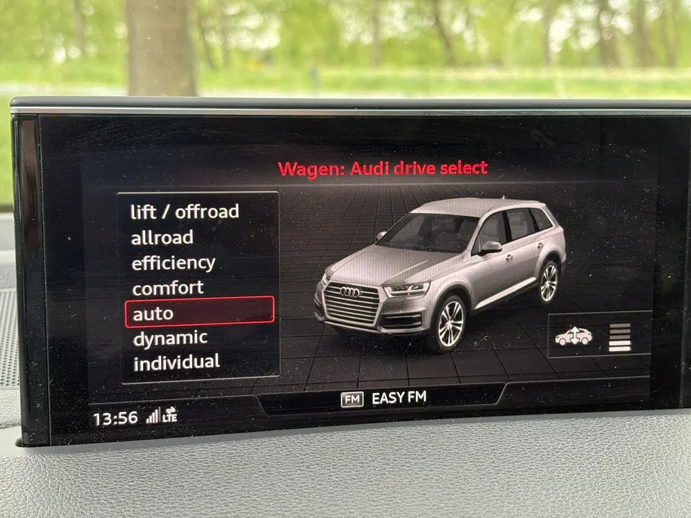 Audi Q7 50 TDI quattro Pro Line + 7p S line Navi 2 uit 2019, foto 11