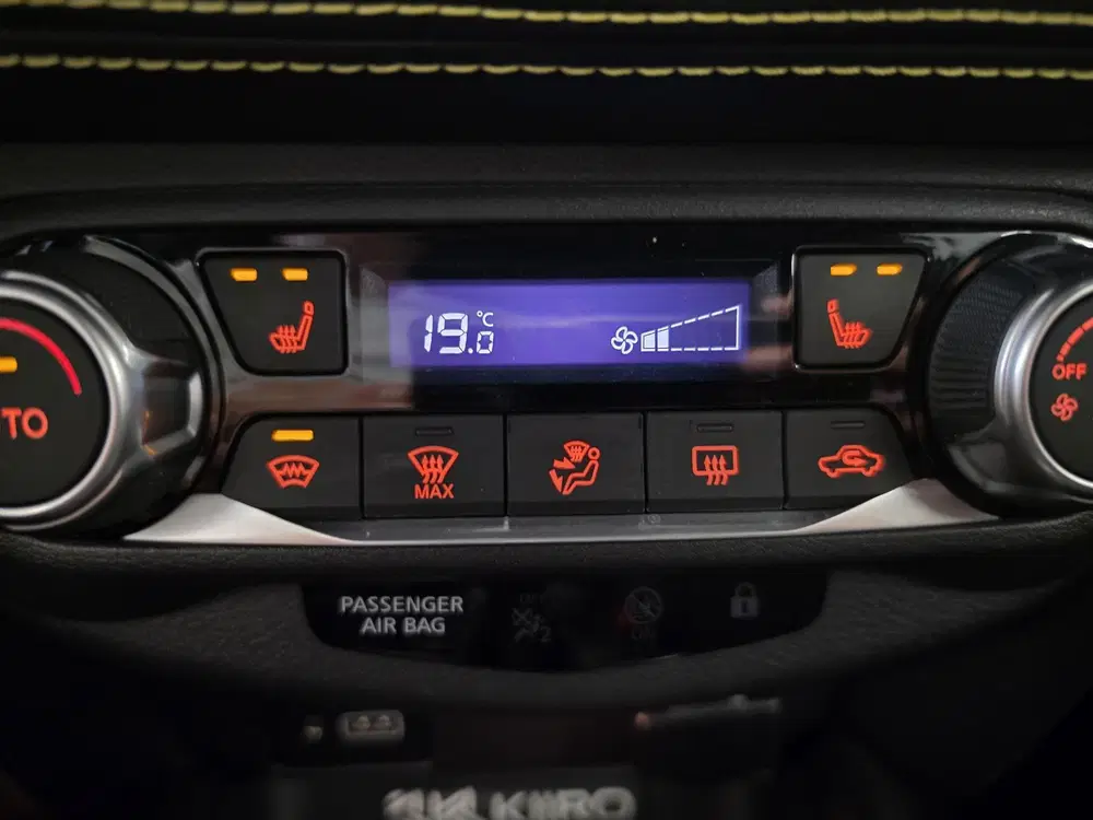 Nissan Juke 1.0 DIG-T Kiiro uit 2022, foto 2
