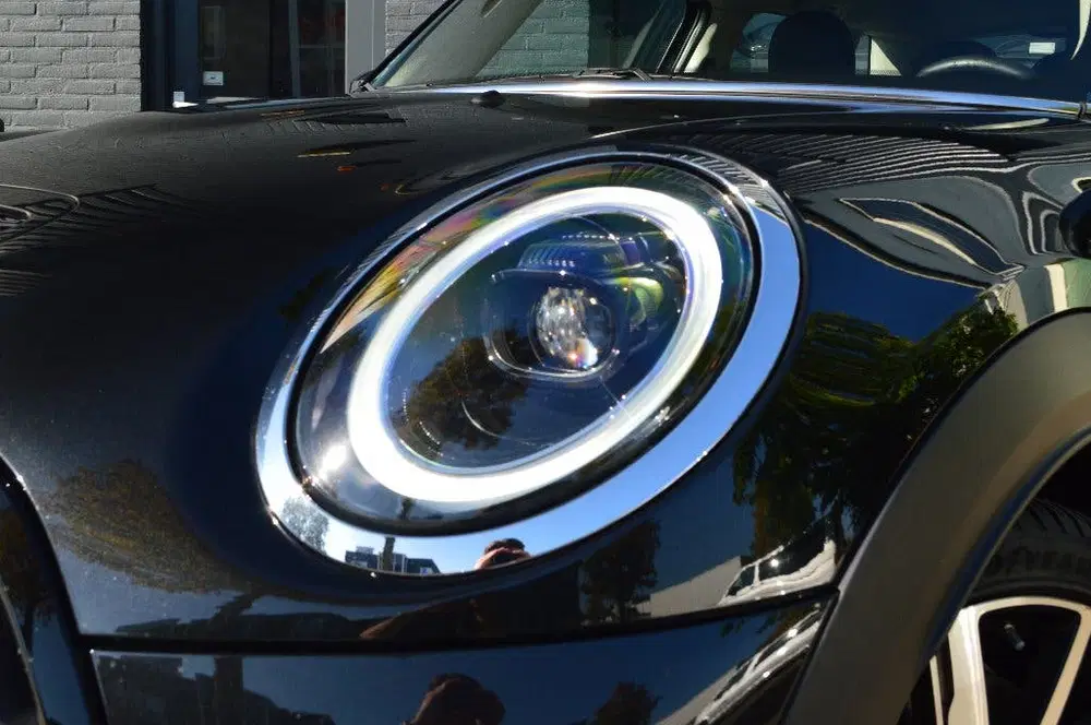 Mini Cooper S Cooper S 2.0 5-Deurs Zwart Carplay Stoelve uit 2023, foto 2
