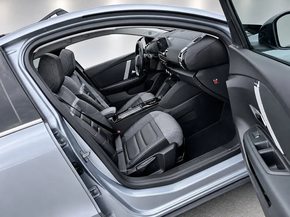 Citroën C4 Citroen C4 1.2 Puretech Shine Aut uit 2021, foto 13