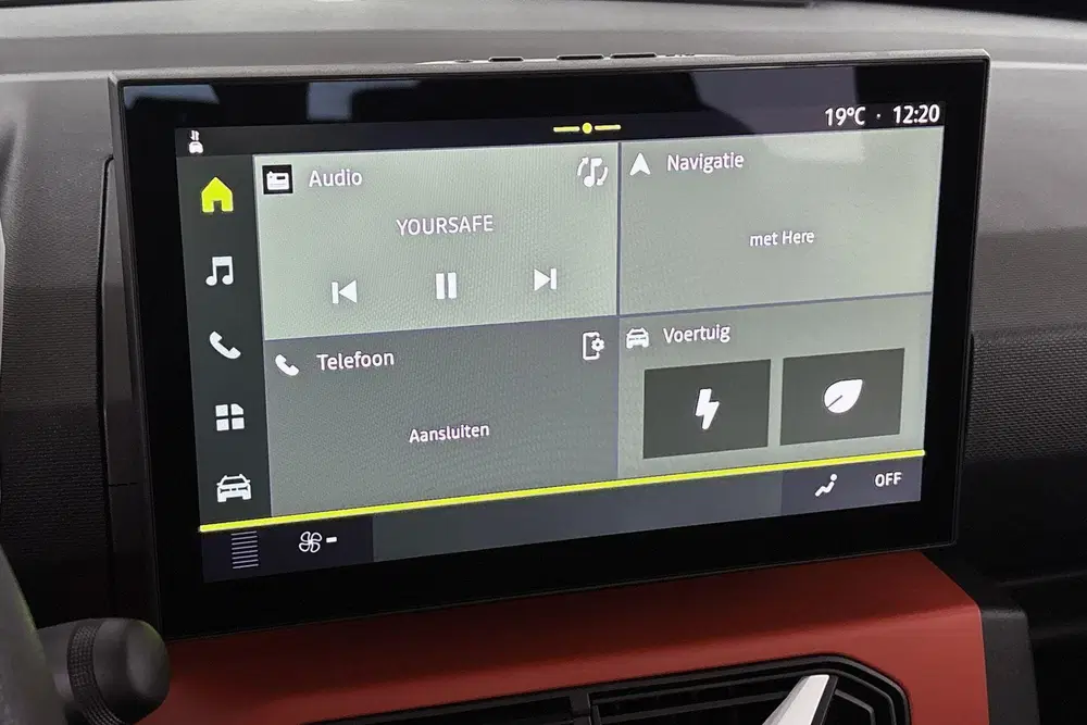 Dacia Spring Expression 65 26.8 kWh Camera Navigatie Ap uit 2024, foto 12