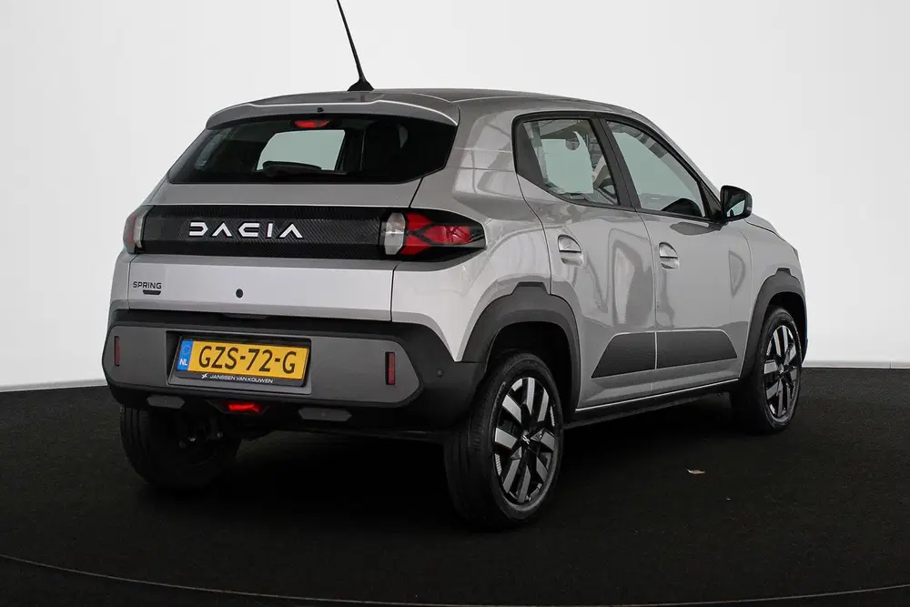 Dacia Spring Expression 65 26.8 kWh Camera Navigatie Ap uit 2024, foto 3