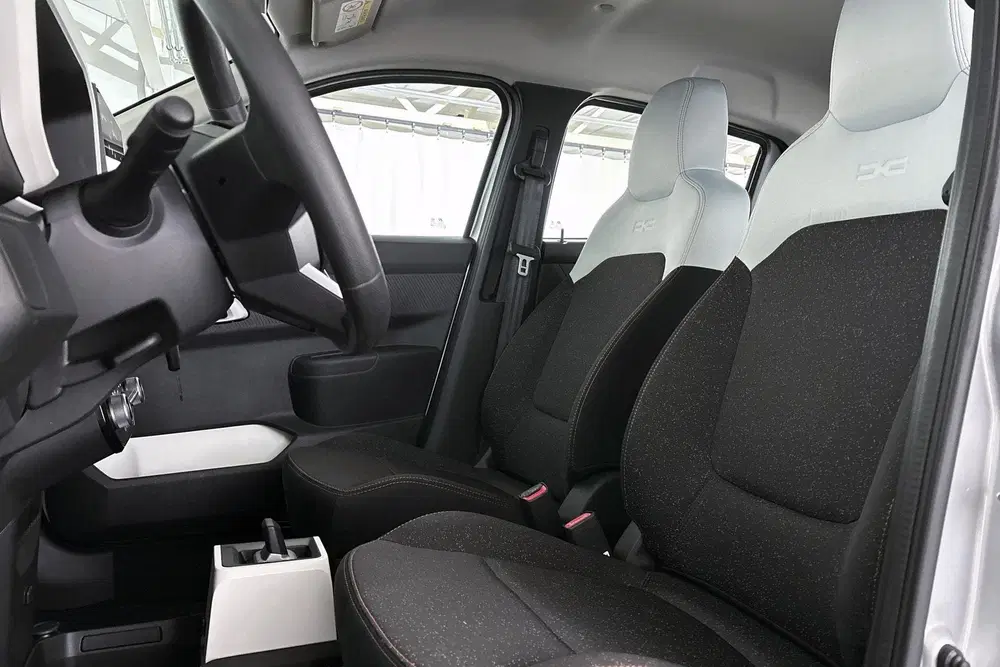 Dacia Spring Expression 65 26.8 kWh Camera Navigatie Ap uit 2024, foto 6
