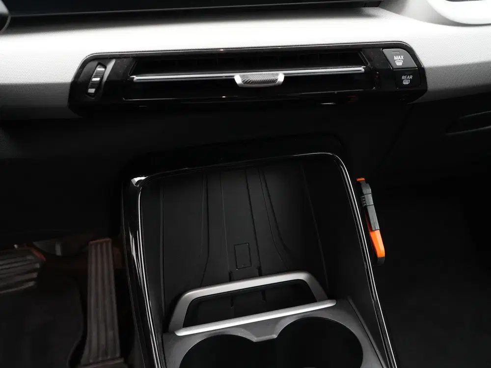 BMW 2-serie 218i Active Tourer (bj 2023 uit 2023, foto 13