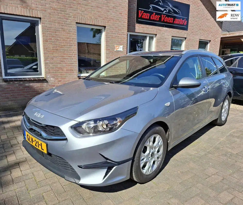 Kia Ceed 1.0 T-GDi Dynamic PlusLine Dealer onder uit 2022