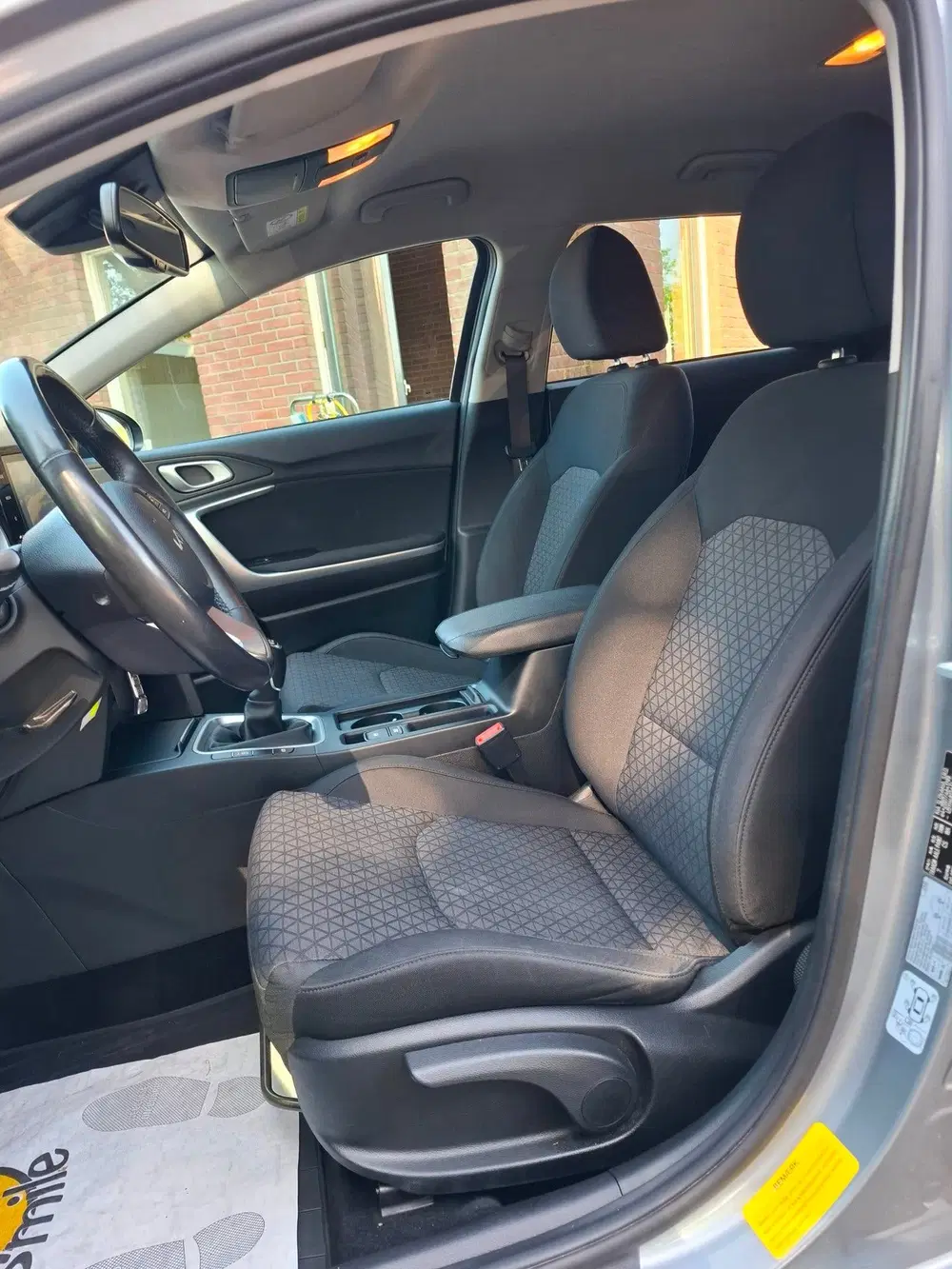 Kia Ceed 1.0 T-GDi Dynamic PlusLine Dealer onder uit 2022, foto 4