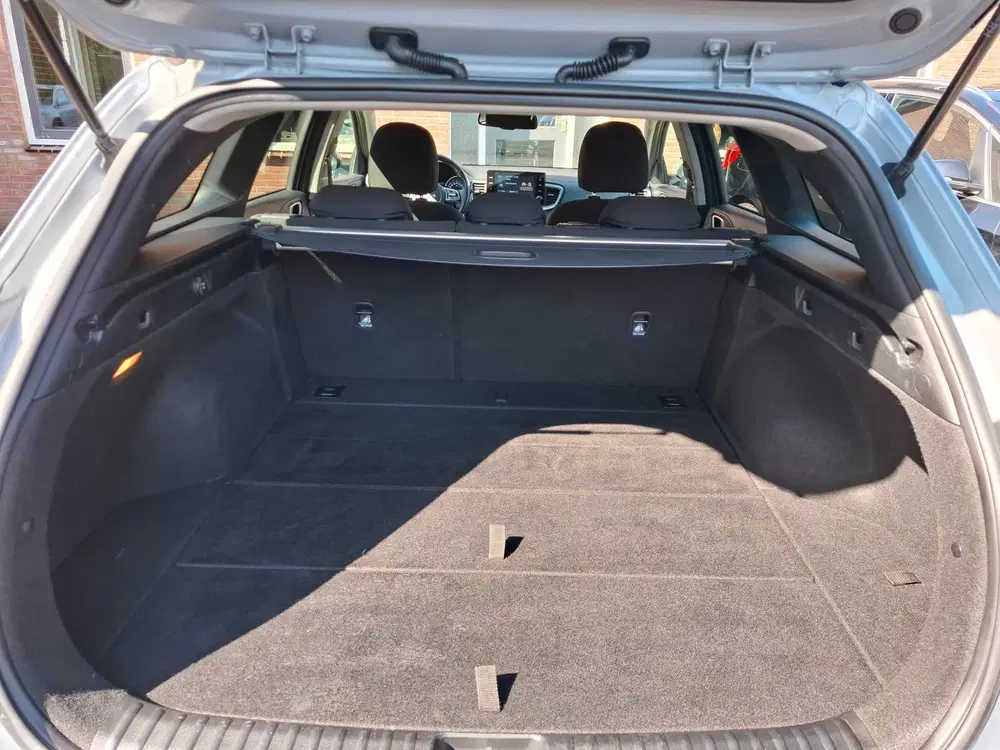 Kia Ceed 1.0 T-GDi Dynamic PlusLine Dealer onder uit 2022, foto 7
