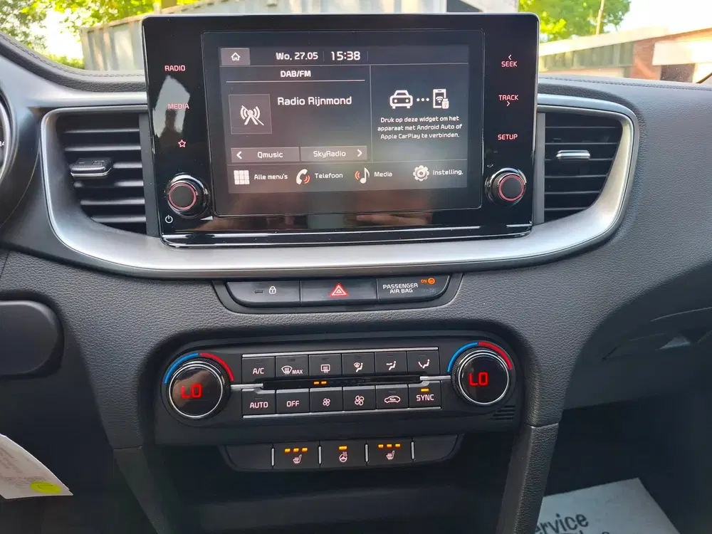Kia Ceed 1.0 T-GDi Dynamic PlusLine Dealer onder uit 2022, foto 8