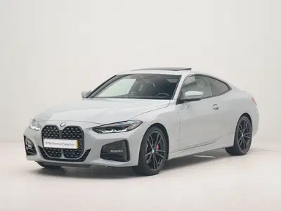 BMW 4-serie 420i Coupé High Executive uit 2024