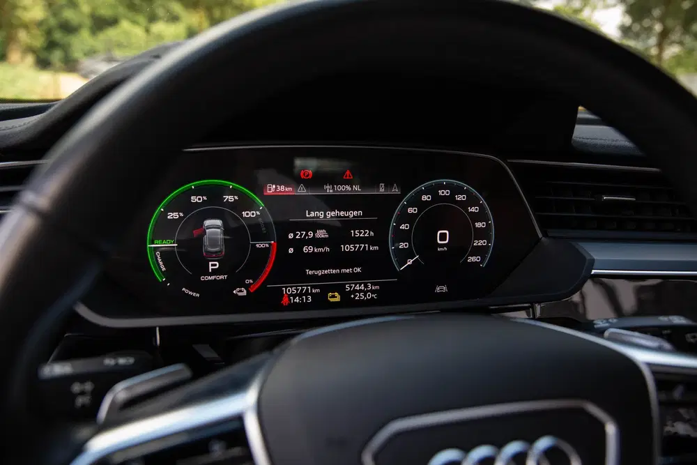 Audi e-tron 55 quattro edition 95 kWh SOH 91% uit 2022, foto 11