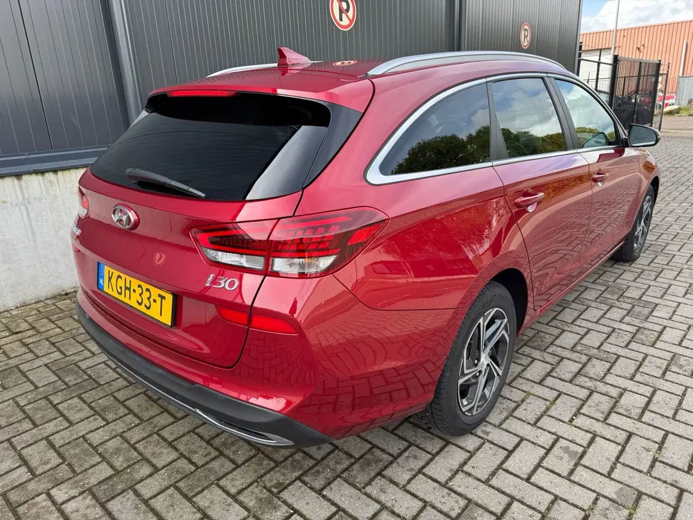 Hyundai i30 1.0 T-GDi MHEV Comfort Smart uit 2021, foto 15