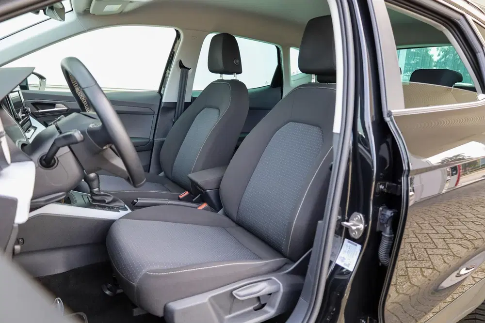 SEAT Arona 1.0 EcoTSI 115pk Style Business Connect uit 2024, foto 4