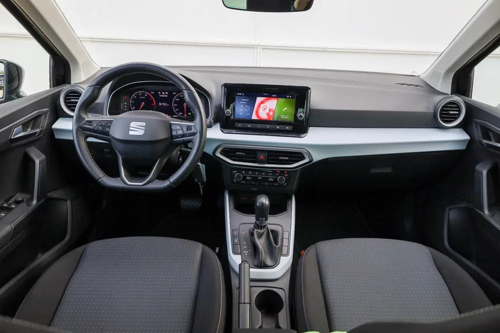 SEAT Arona 1.0 EcoTSI 115pk Style Business Connect uit 2024, foto 5