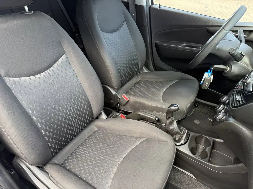 Opel Karl 1.0 Rocks Online Edition Navigatie uit 2019, foto 12