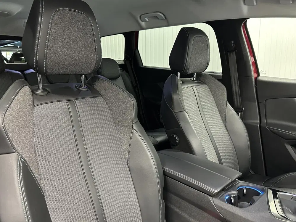 Peugeot 5008 1.2 PureTech Blue Lease Allure CAMERA LM E uit 2021, foto 13