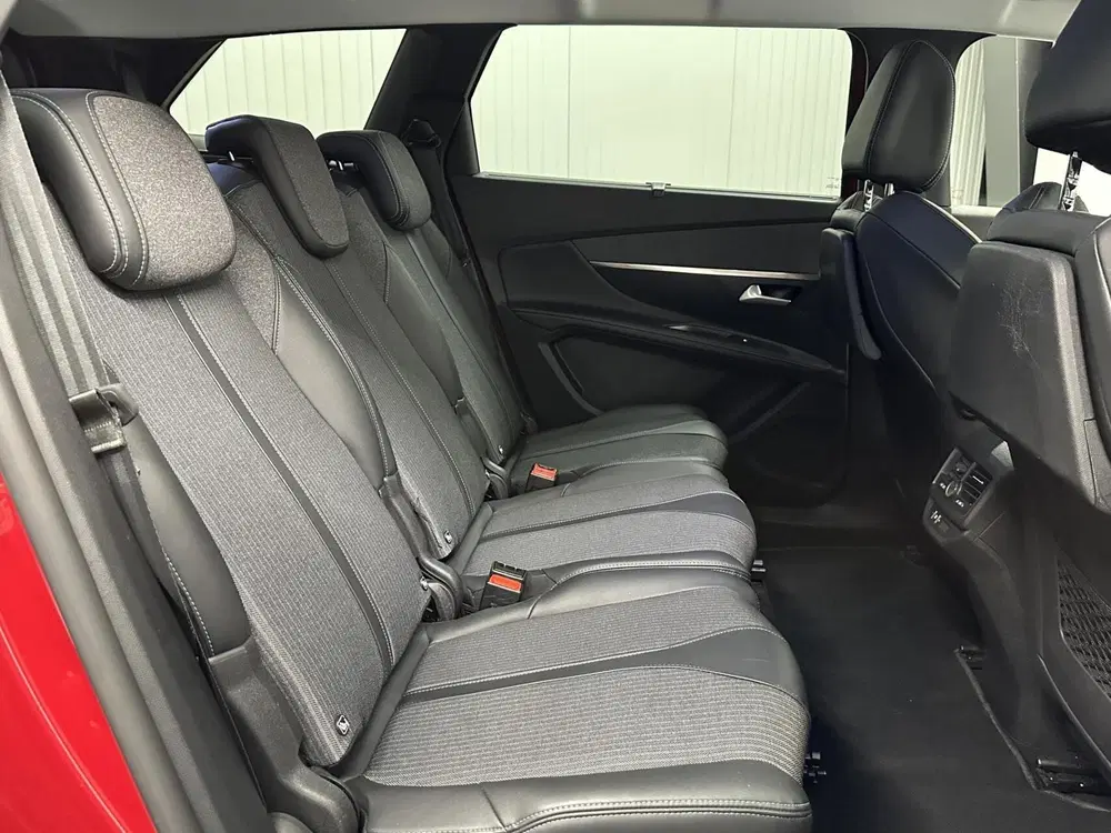 Peugeot 5008 1.2 PureTech Blue Lease Allure CAMERA LM E uit 2021, foto 14