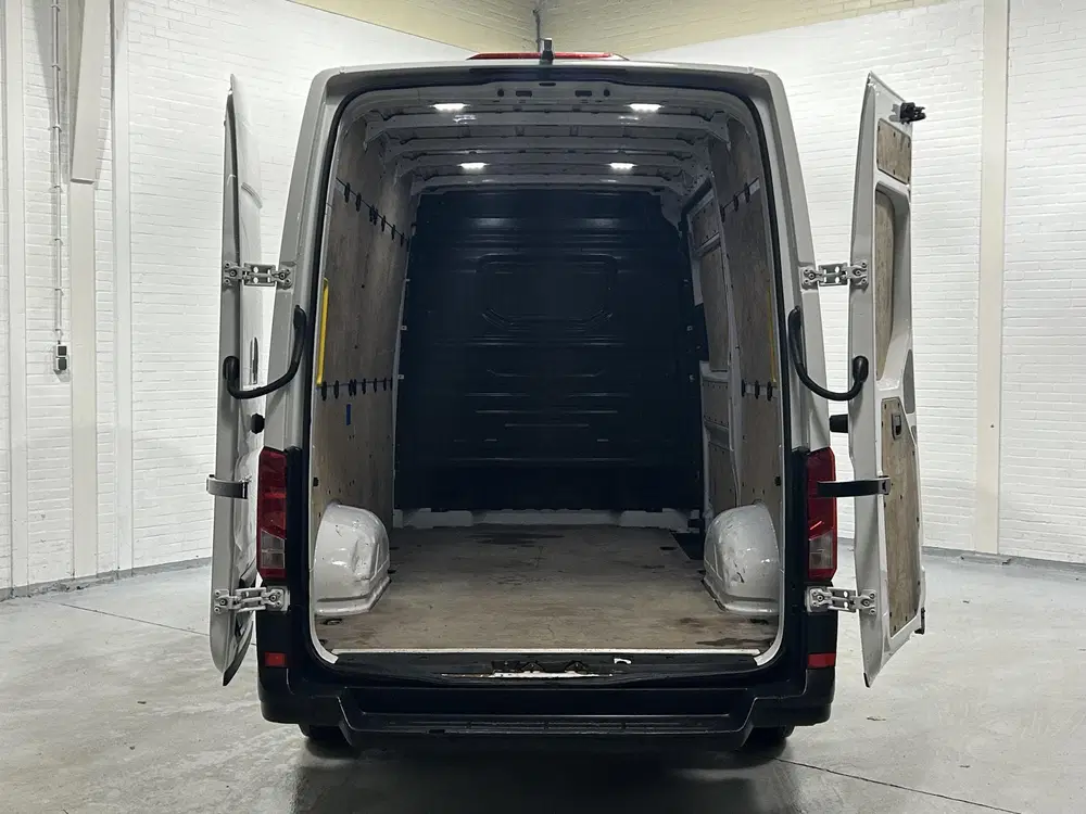Volkswagen Crafter 2.0 TDI 140 pk L3H3 Navi uit 2019, foto 13