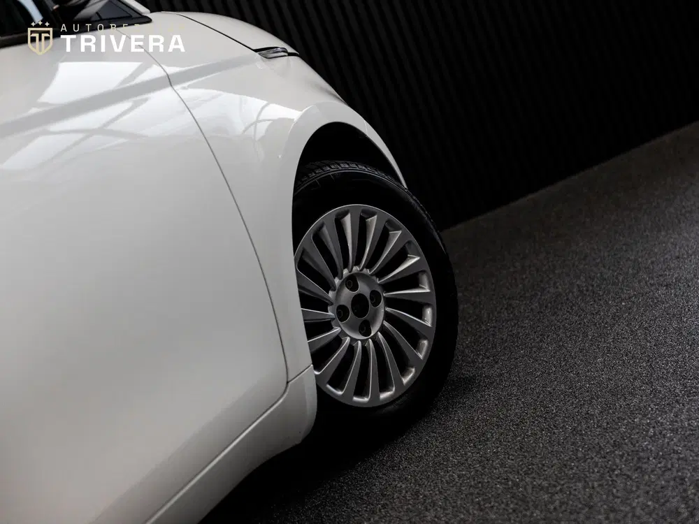Fiat 500 Urban 24 kWh l SoH 94% l AUT. l Keyless l uit 2023, foto 9