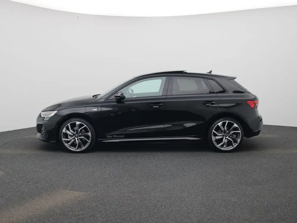 Audi A3 40 TFSI e S edition 204 PK l Demo l Adapti uit 2025, foto 4