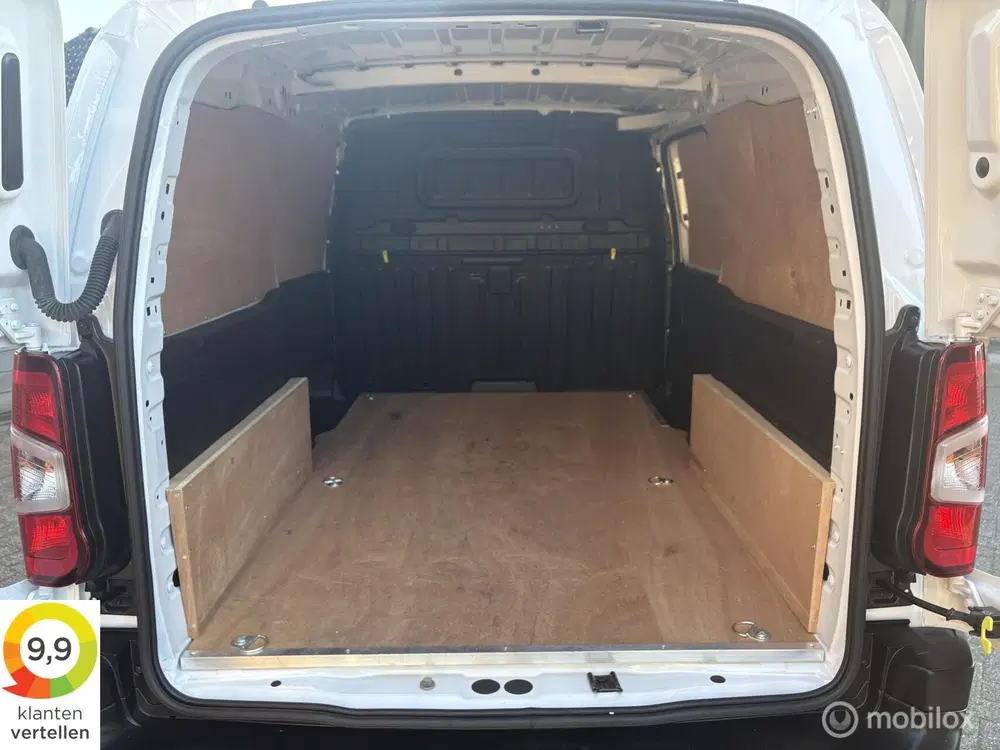 Peugeot Partner 1.5 BlueHDi 130pk L2 Automaat uit 2024, foto 6