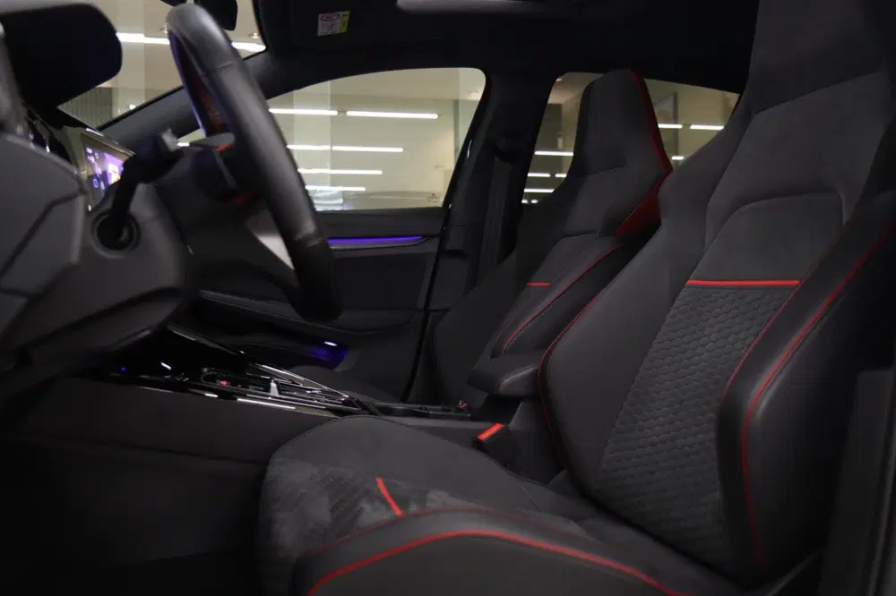 Volkswagen Golf 2.0 TSI GTI CLUBSPORT NURBERGRING uit 2021, foto 13