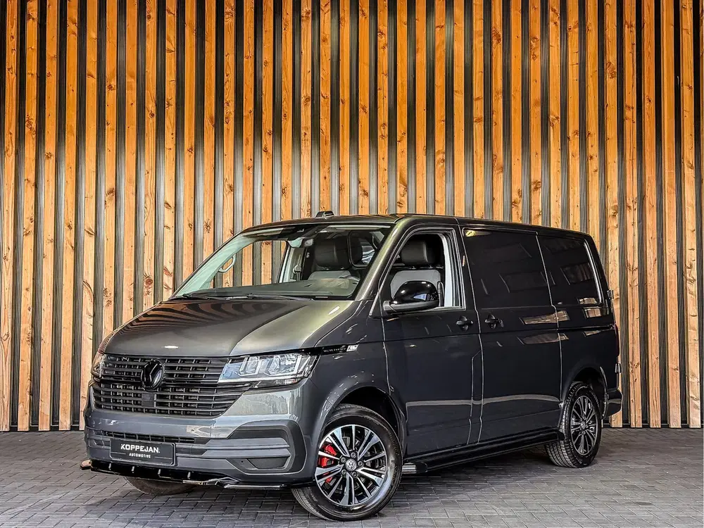Volkswagen Transporter 2.0 TDI 150PK DSG Bestelwagen L1H1 uit 2022, foto 2