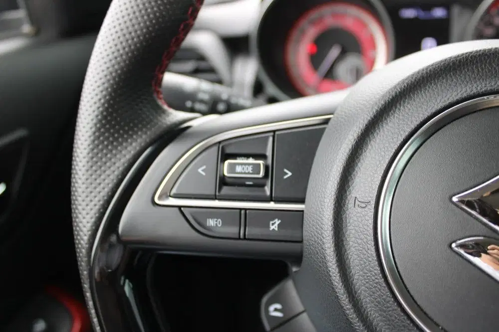 Suzuki Swift 1.4 Sport SmartHybrid uit 2023, foto 13