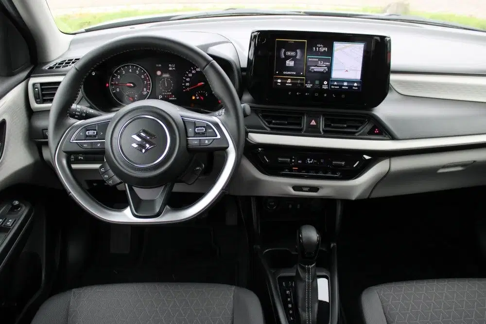 Suzuki Swift 1.2 Select SmartHybrid Automaat uit 2026, foto 2
