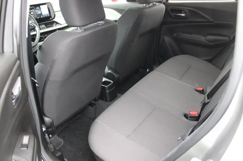 Suzuki Swift 1.2 Select SmartHybrid Automaat uit 2026, foto 6