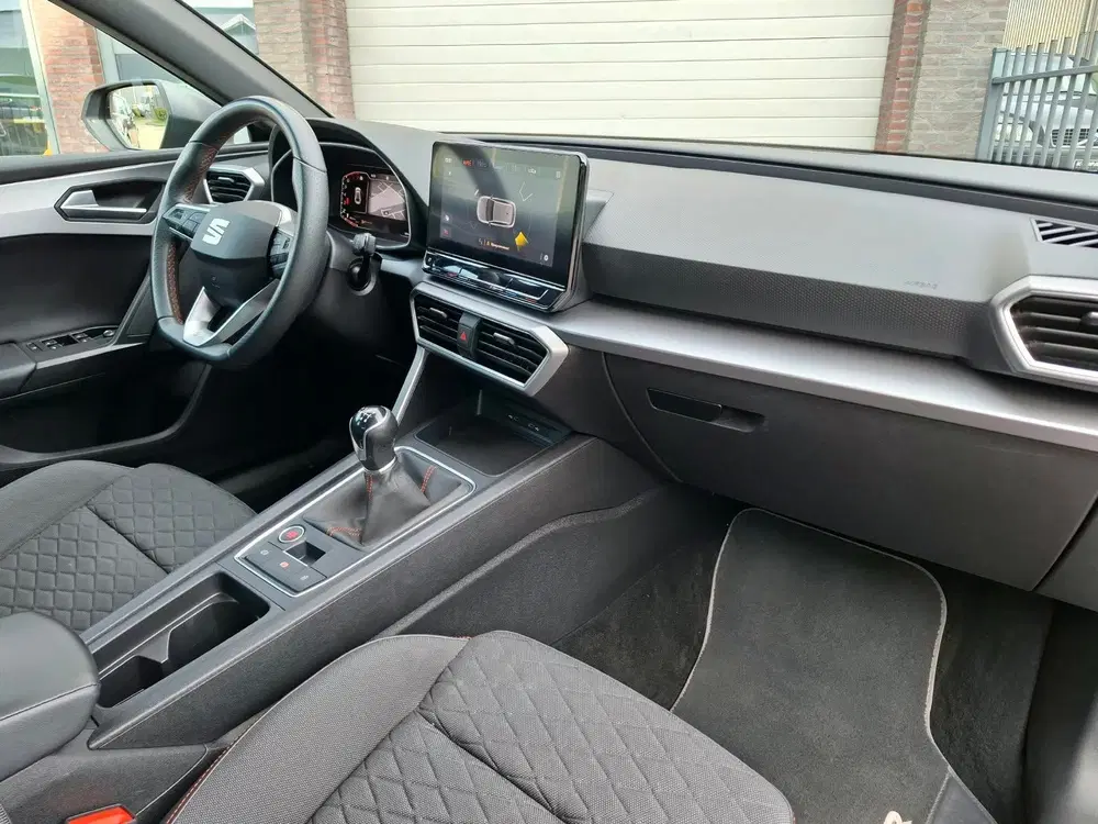 SEAT Leon 1.5 TSI FR Launch Edition uit 2021, foto 4
