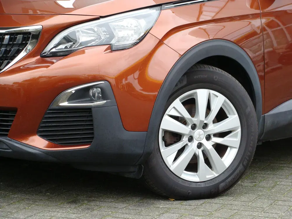 Peugeot 3008 1.2 PureTech 130pk S&S Active uit 2019, foto 5