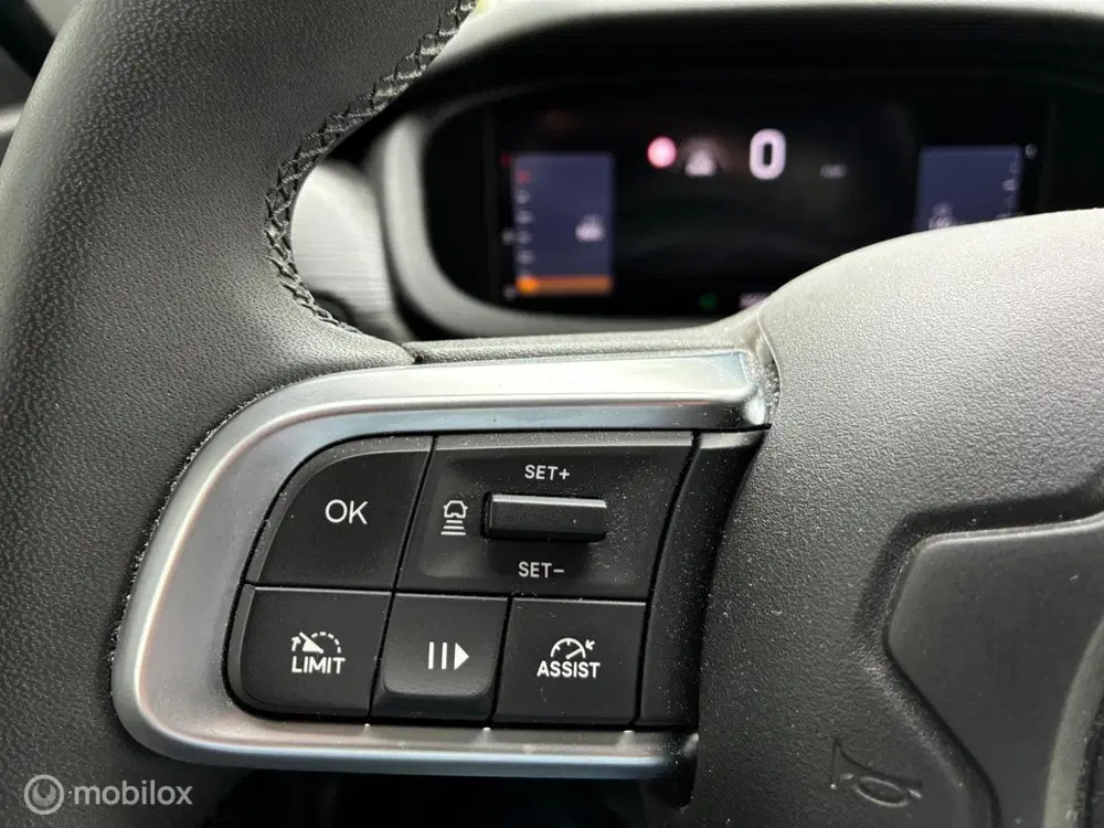 Jeep Avenger 1.2 Altitude JBL+KEYLESS+WINTERPACK uit 2024, foto 11
