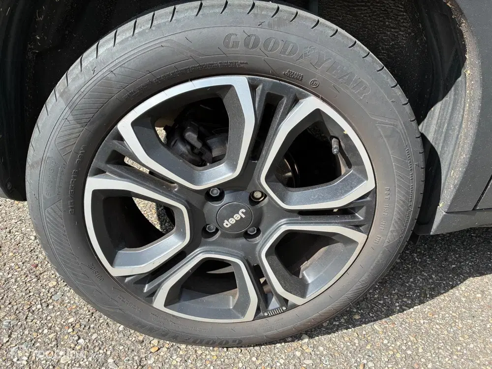 Jeep Avenger 1.2 Altitude JBL+KEYLESS+WINTERPACK uit 2024, foto 14