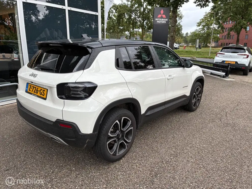 Jeep Avenger 1.2 Altitude JBL+KEYLESS+WINTERPACK uit 2024, foto 4