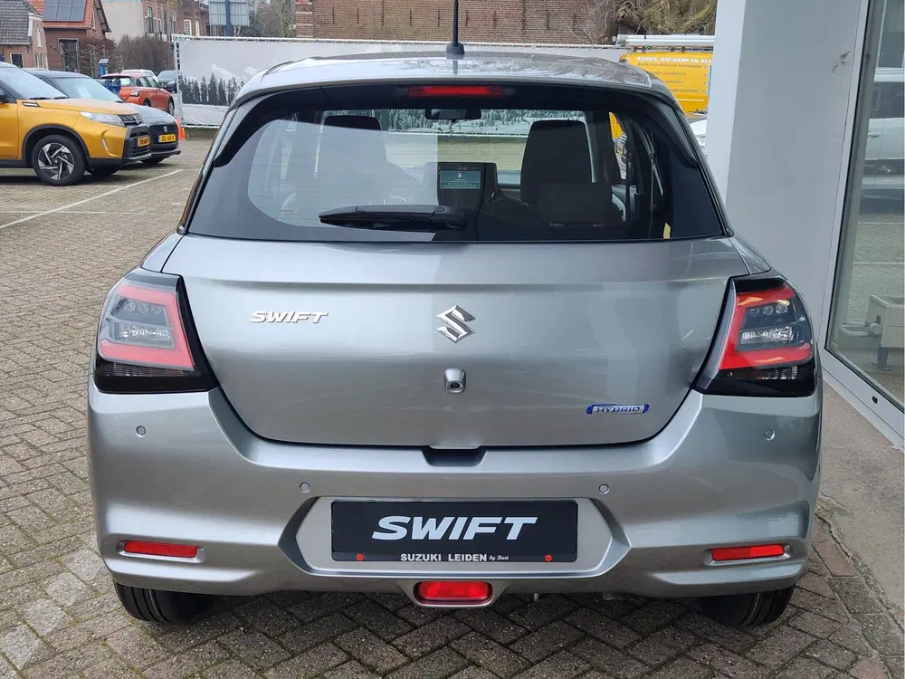 Suzuki Swift 1.2 COMFORT SMART HYBRID uit 2026, foto 4