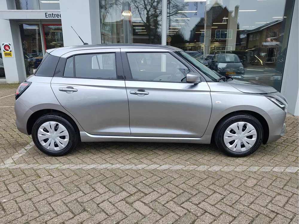 Suzuki Swift 1.2 COMFORT SMART HYBRID uit 2026, foto 6