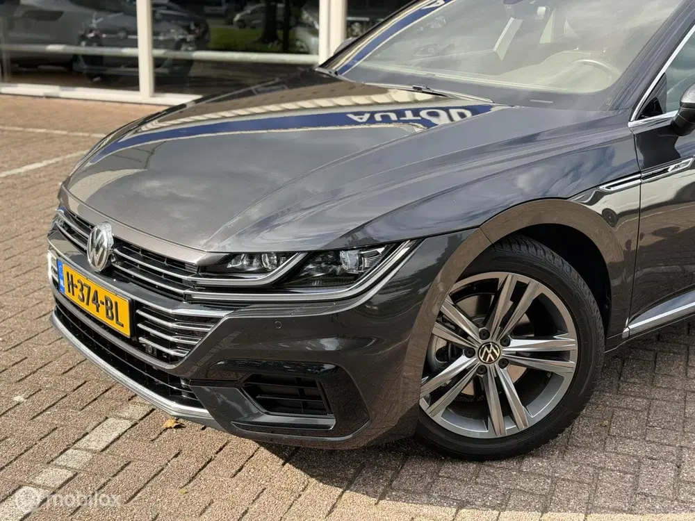 Volkswagen Arteon 2.0 TSI Business R Exclusive uit 2020, foto 2